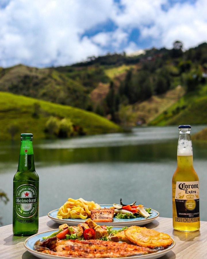 Aw Guatape Glamping Resort Eksteriør bilde