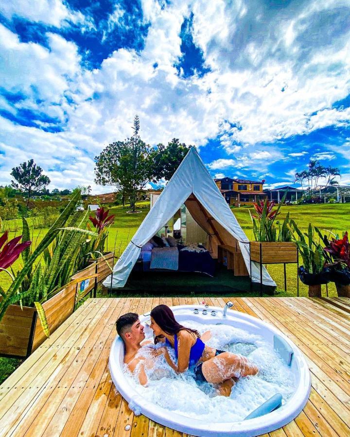 Aw Guatape Glamping Resort Eksteriør bilde