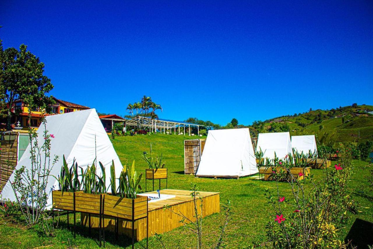 Aw Guatape Glamping Resort Eksteriør bilde