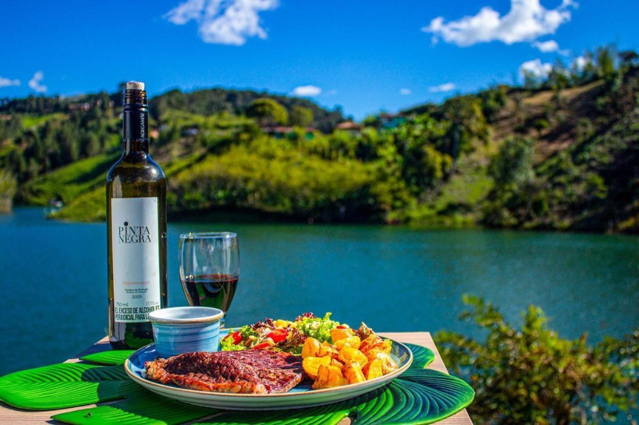 Aw Guatape Glamping Resort Eksteriør bilde