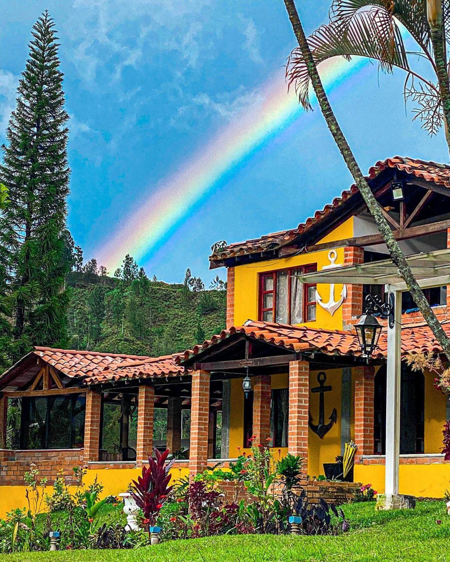 Aw Guatape Glamping Resort Eksteriør bilde